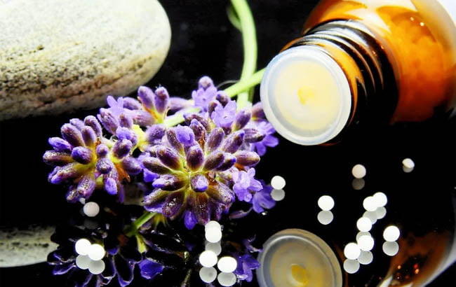 Aromatherapy Method: Aromatherapy is the method of treatment with fragrance.
